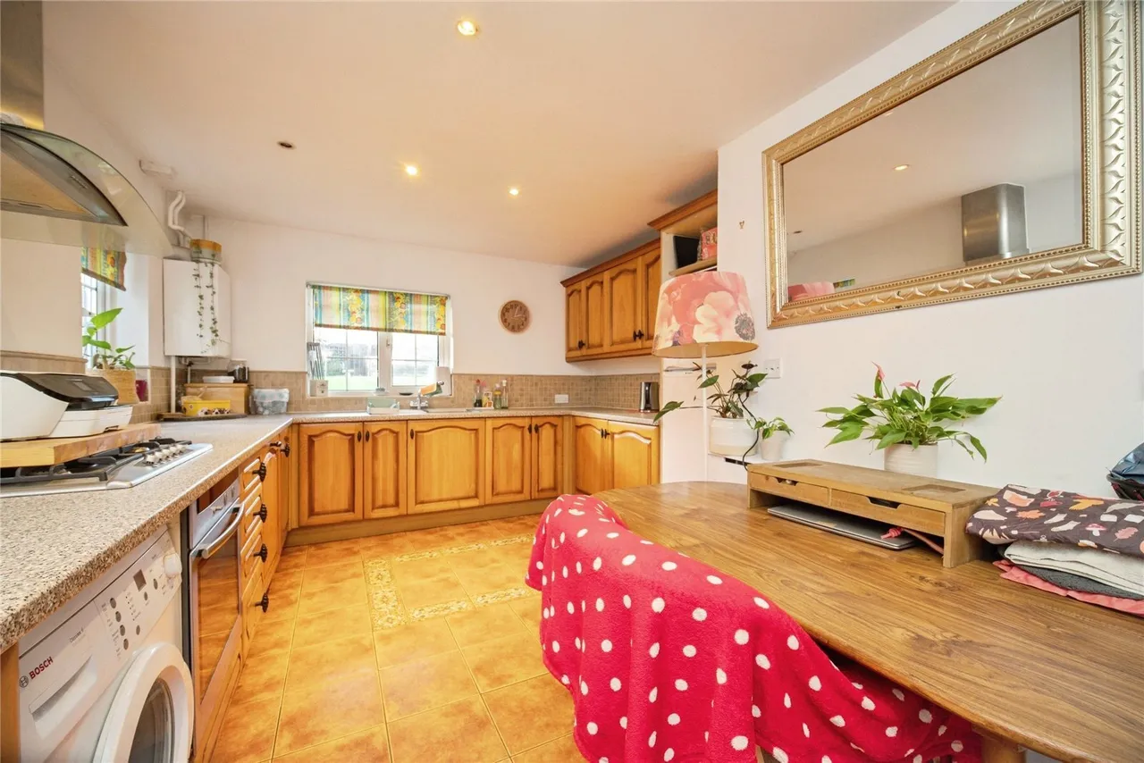 Farnborough Road, Farnham, GU9, photo 21