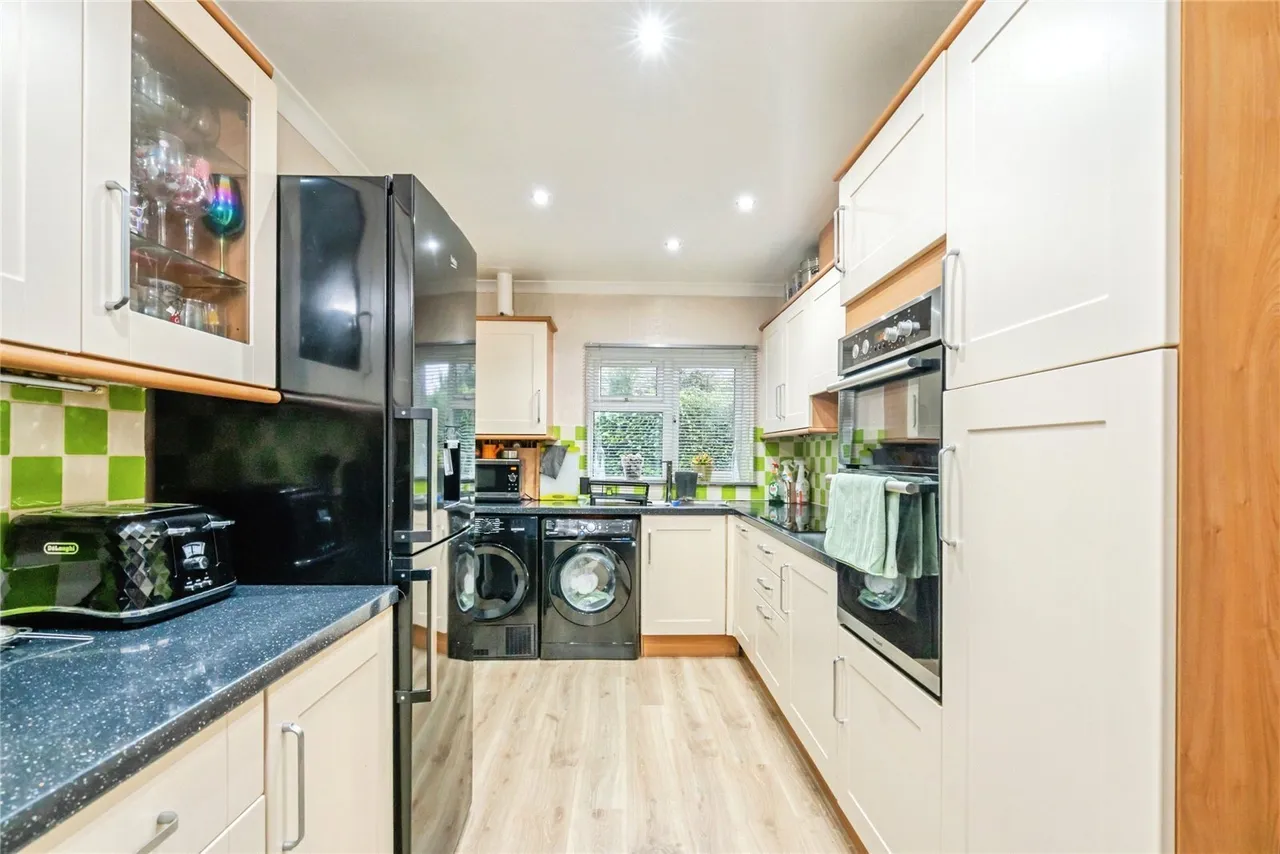 Denshare Road, Chichester, PO20, photo 3
