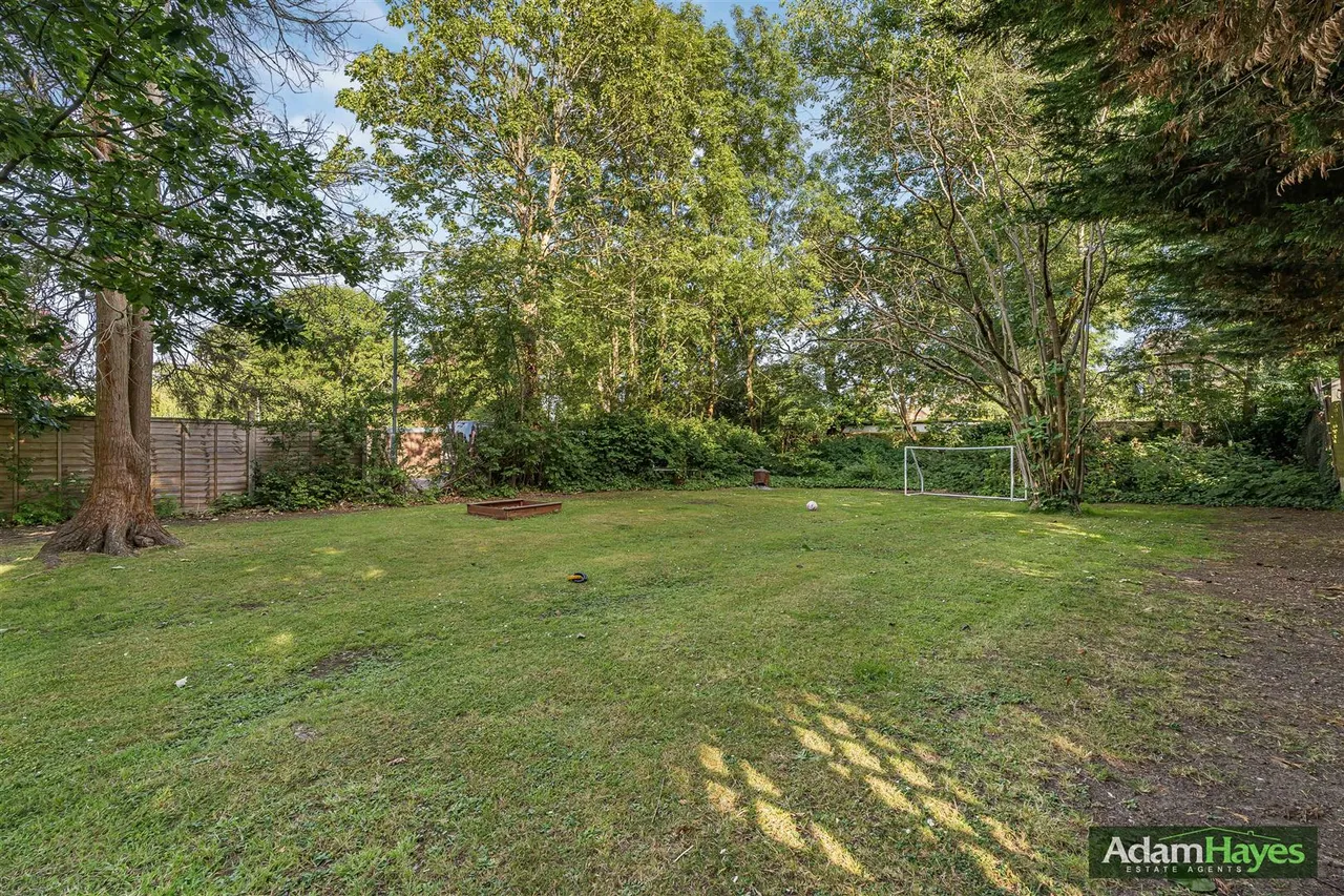 Torrington Park, North Finchley, N12, photo 13