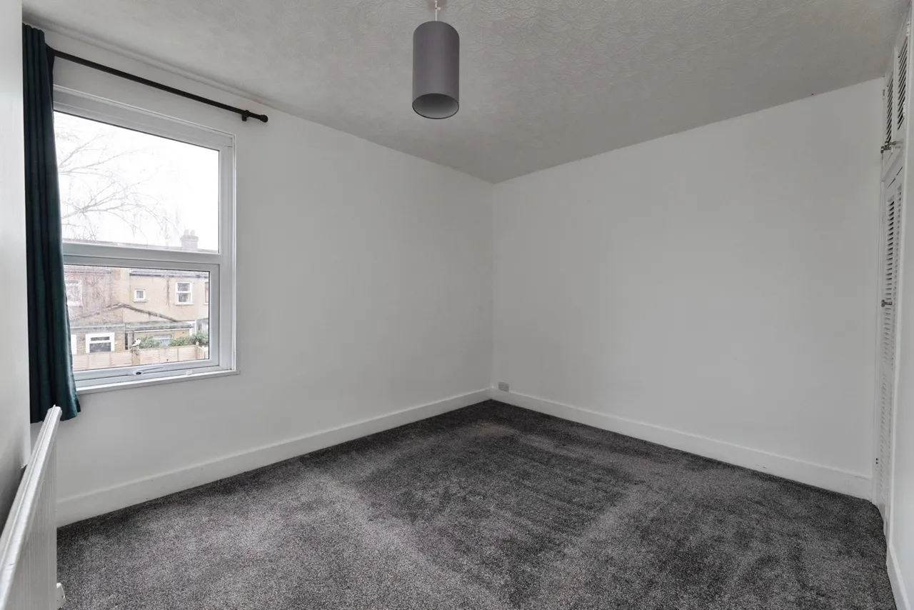 Eastbury Avenue, Barking, IG11, photo 13