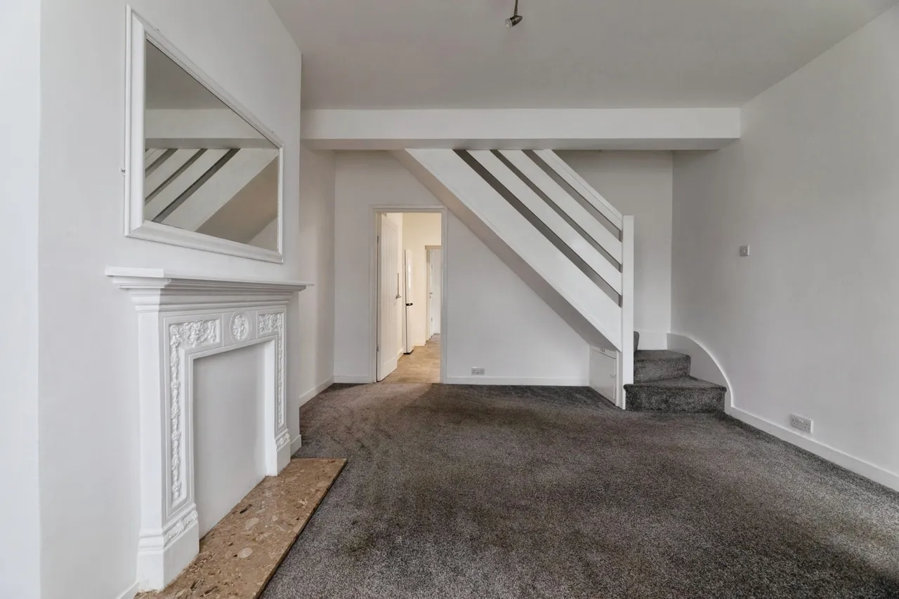 Eastbury Avenue, Barking, IG11, photo 5