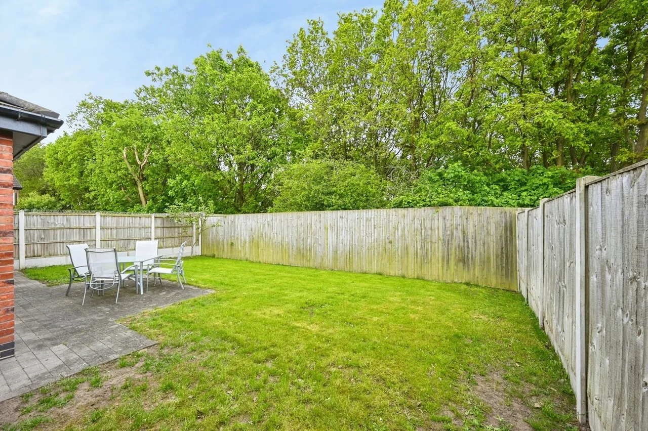 Bransdale Heights, Forest Town, Mansfield, Nottinghamshire, NG19, photo 16