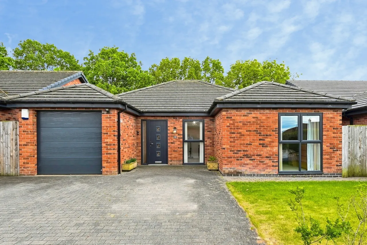 Bransdale Heights, Forest Town, Mansfield, Nottinghamshire, NG19, photo 2
