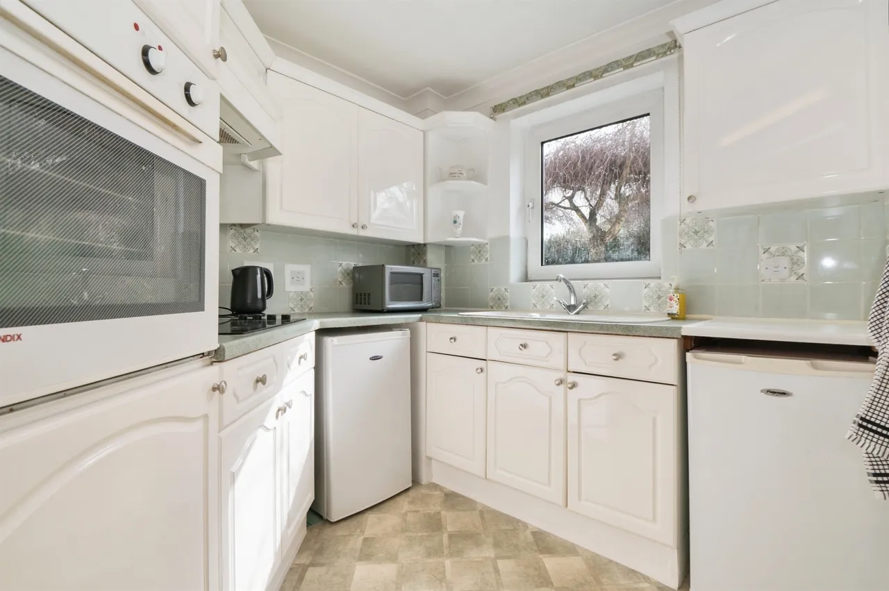 Grosvenor Road, Southampton, photo 4