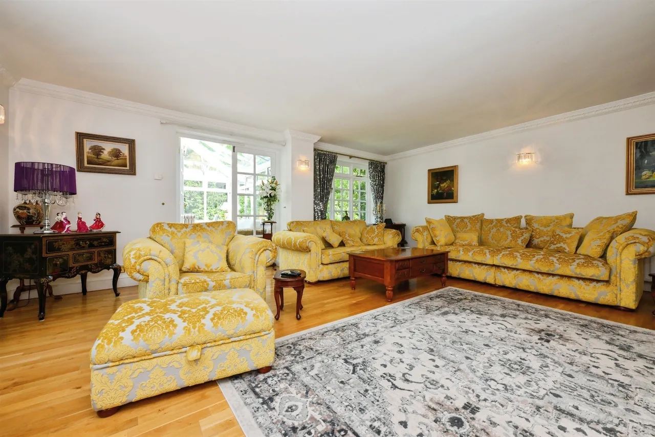 Bromley Lane, Standon, Ware, photo 9