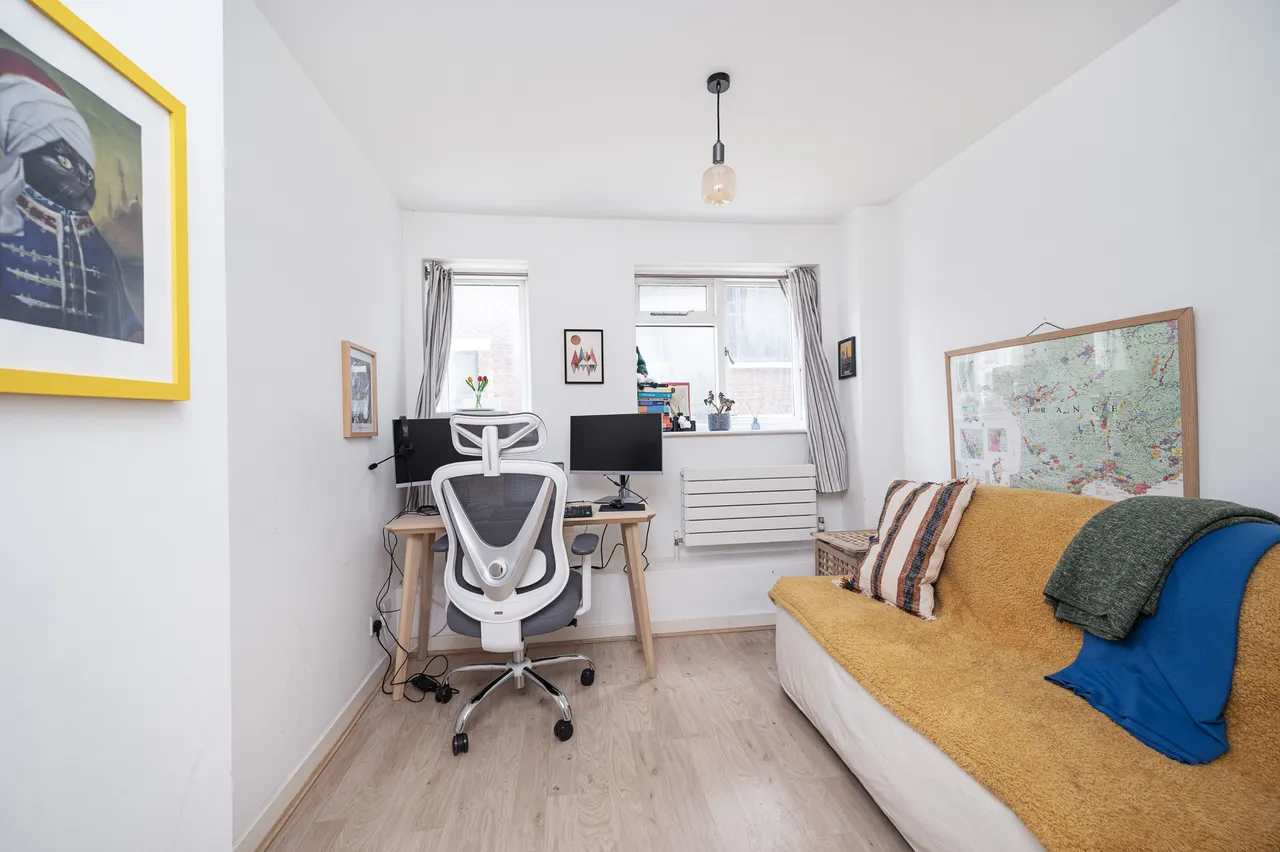 246 Corfield Street, London, photo 5