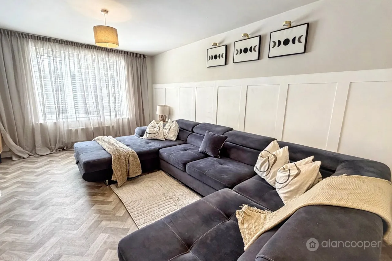Harrow Lane, Weddington, CV10, photo 7