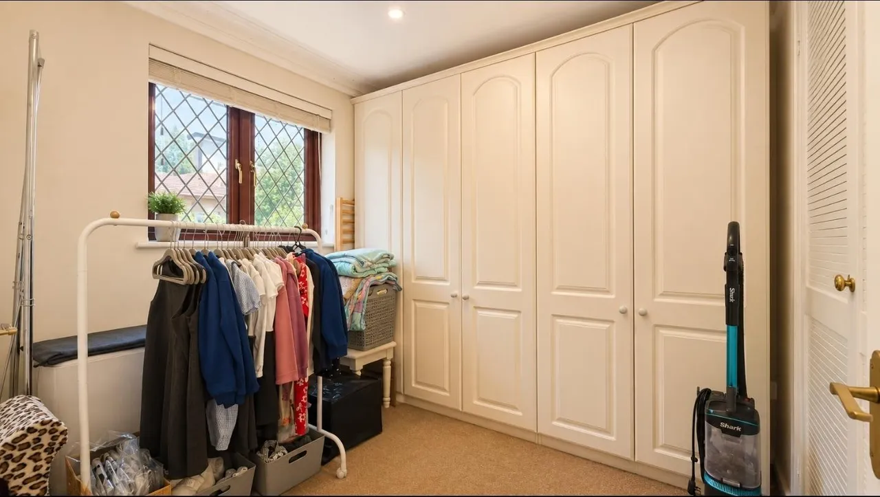 Warleigh Crescent, Plymouth, PL6, photo 13