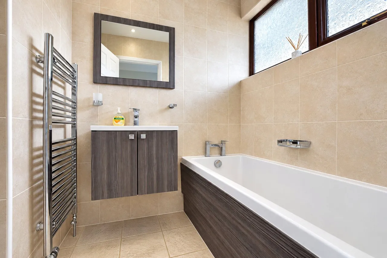 Chichester Road, Barnstaple, EX32, photo 3