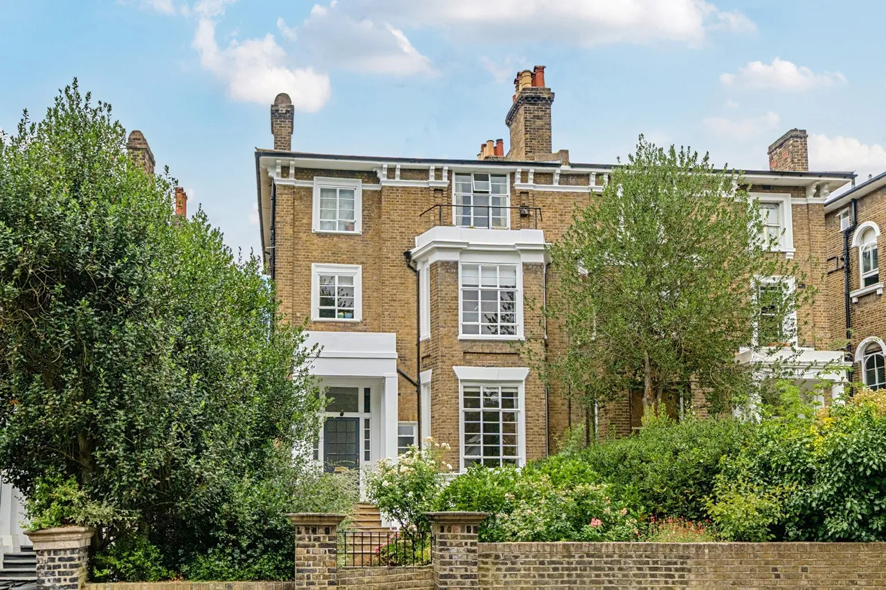 2 bed flat for sale — Granville Park, SE13