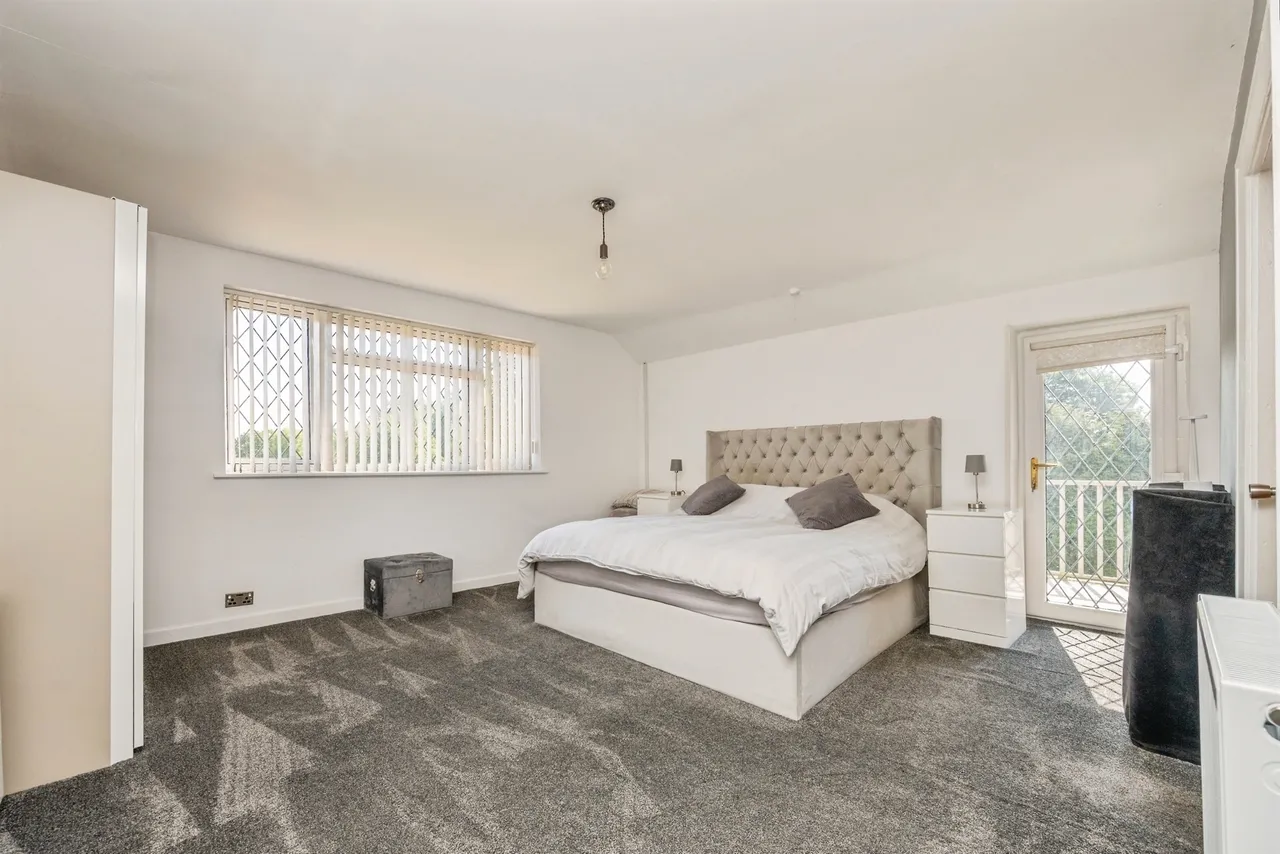 Alcester Road, Portway, B48, photo 20