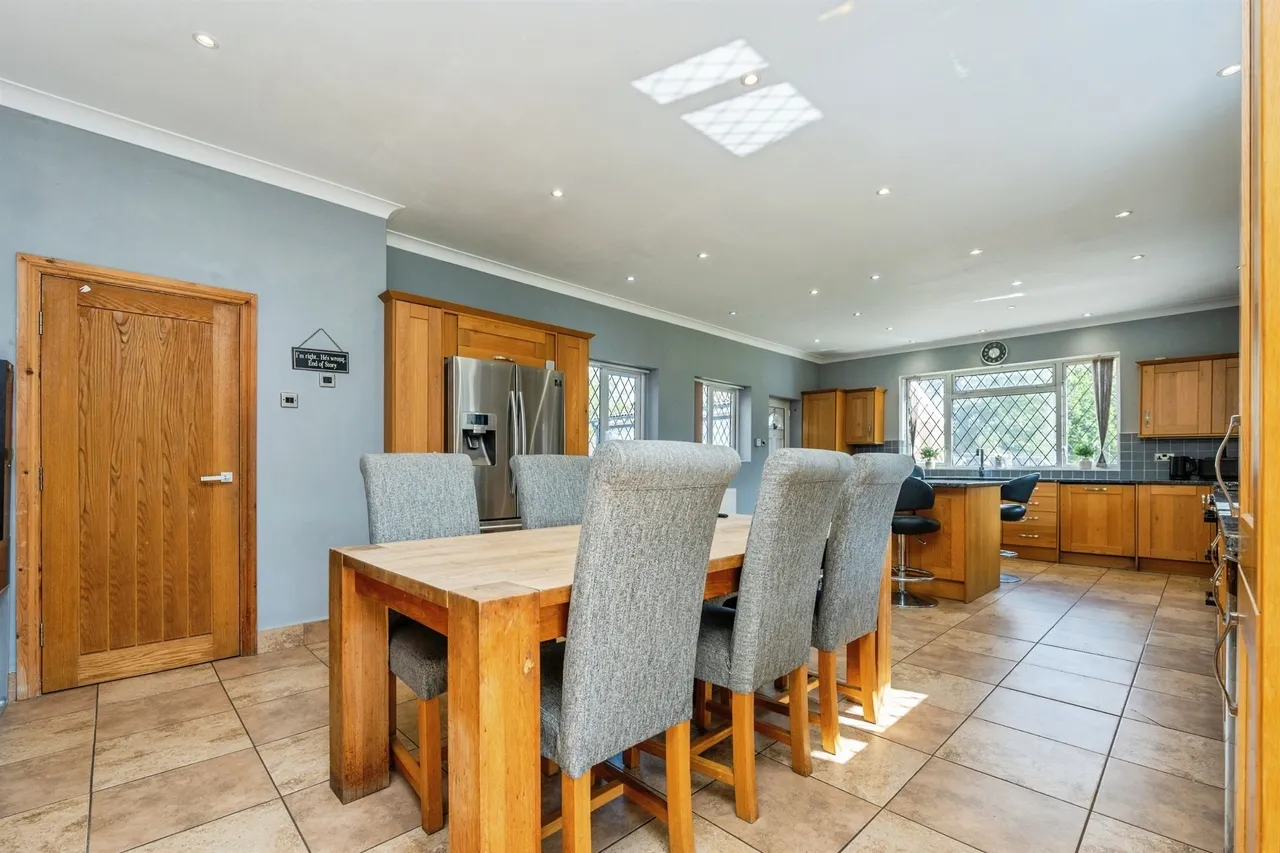 Alcester Road, Portway, B48, photo 18