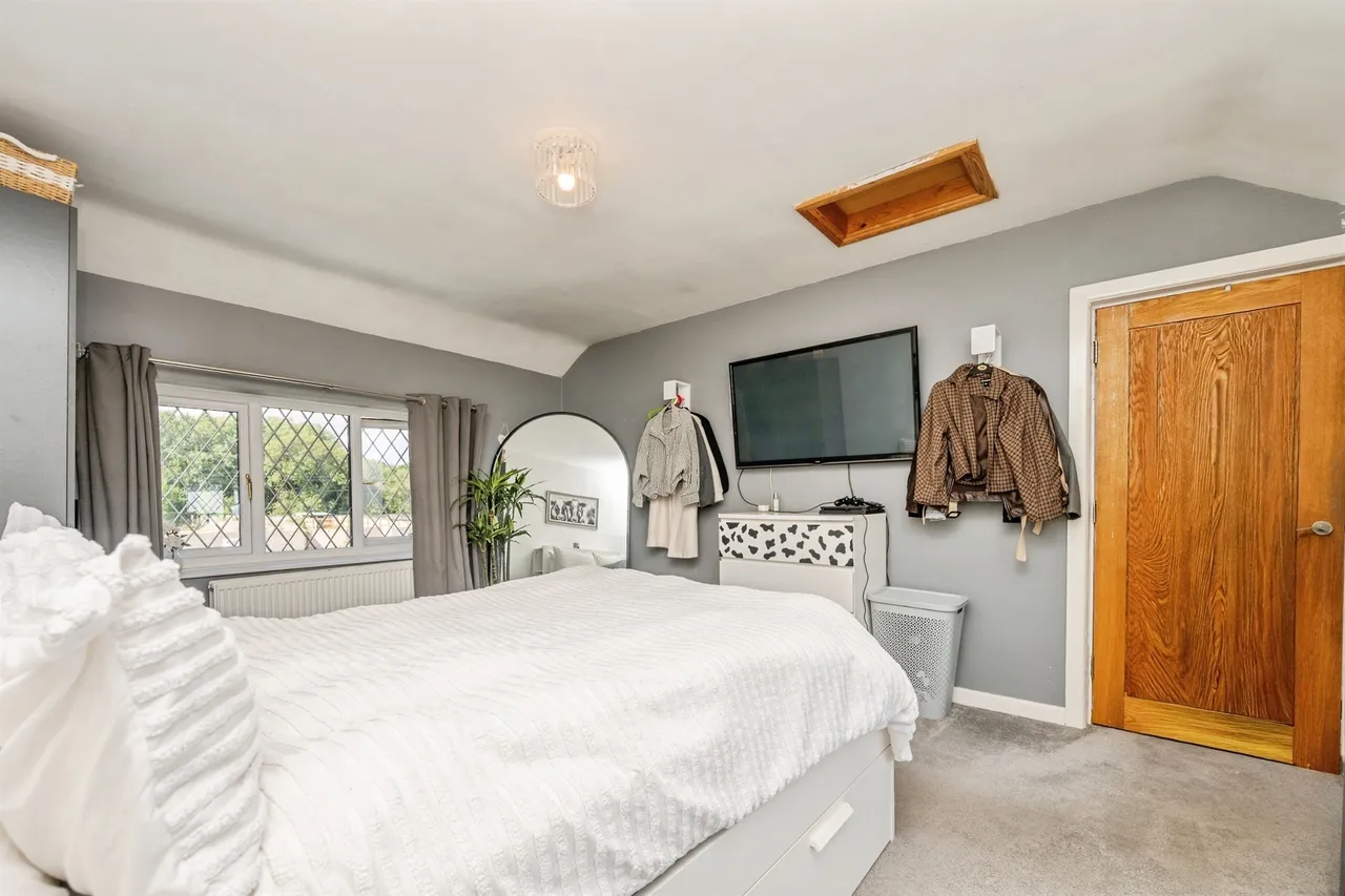 Alcester Road, Portway, B48, photo 26