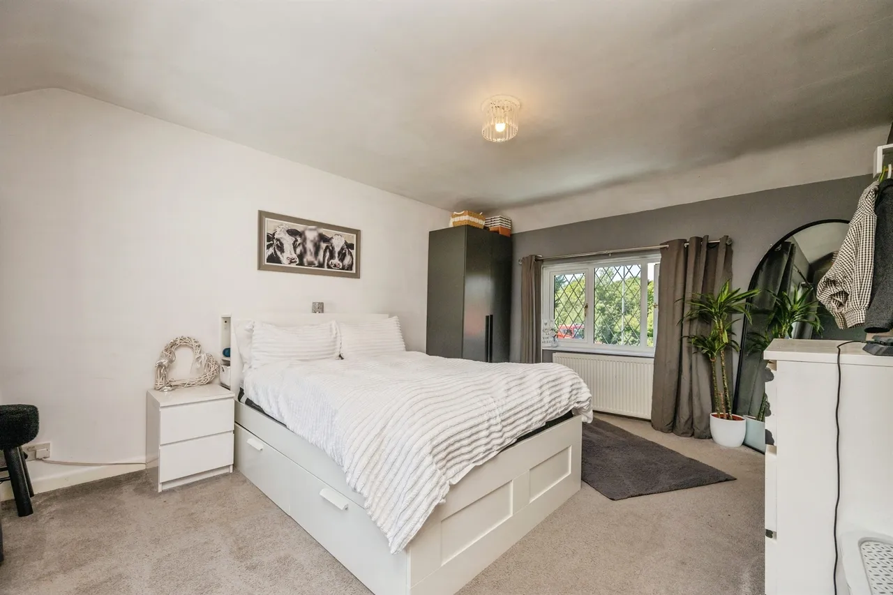 Alcester Road, Portway, B48, photo 23