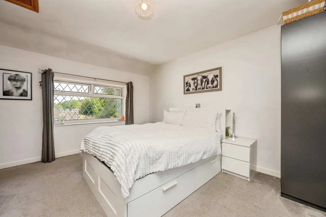 Alcester Road, Portway, B48, photo 24