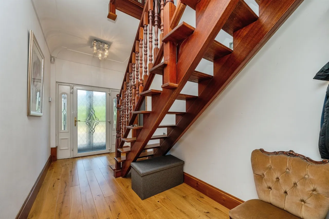 Alcester Road, Portway, B48, photo 33