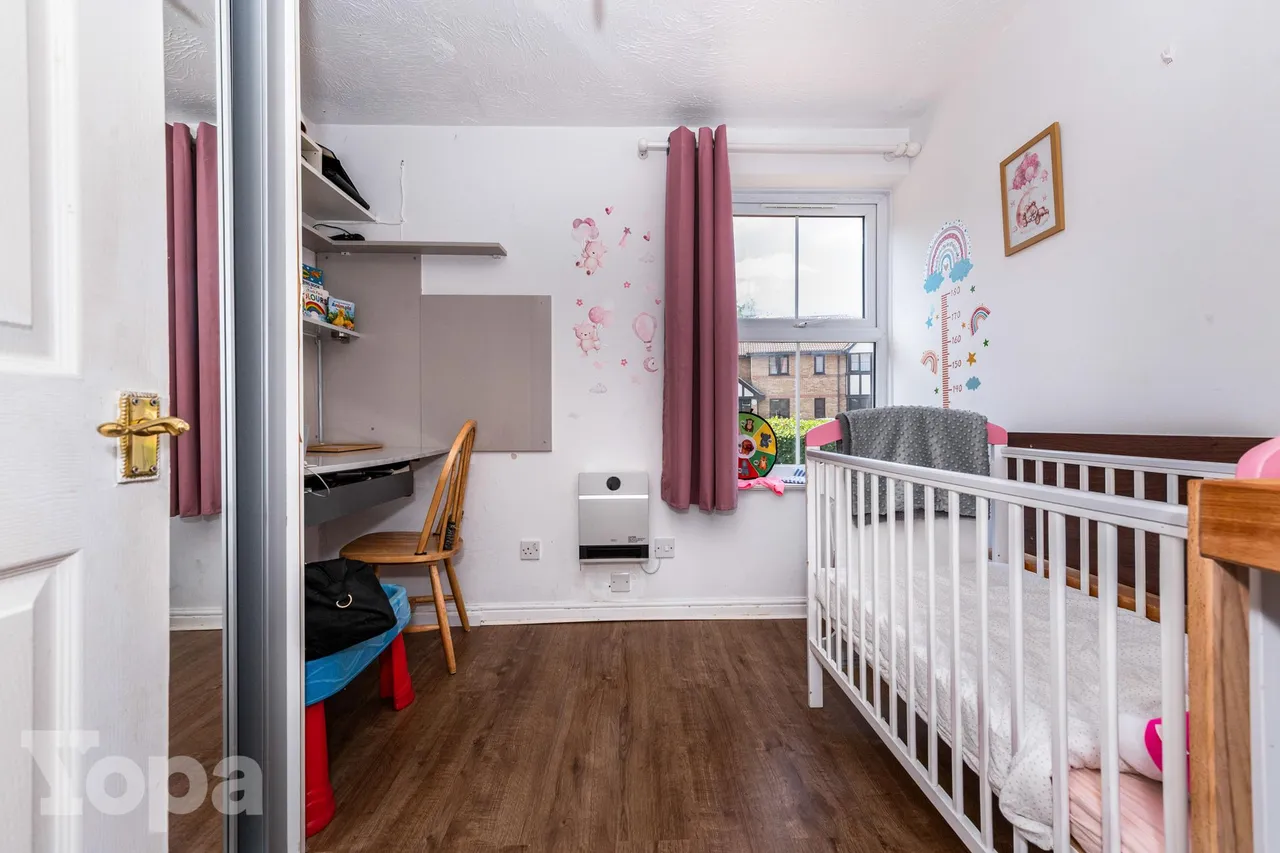 Grange Crescent, Dartford, DA2, photo 9
