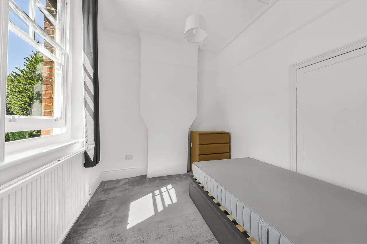 Compayne Gardens, London NW6 3DH, photo 10
