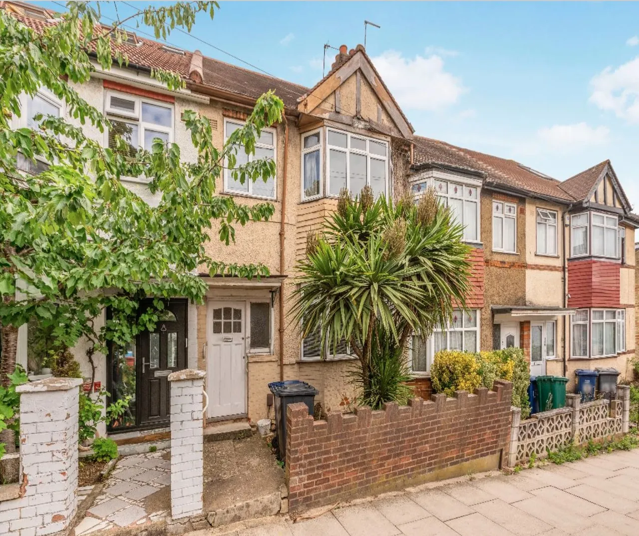 3 bed house for sale, Long Lane, London, N3
