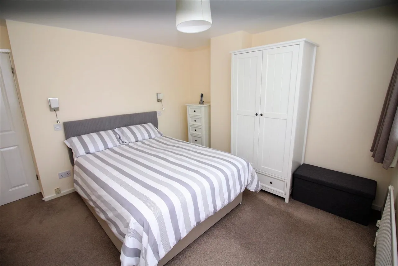 Darbys Hill Road, Tividale, Oldbury, photo 7