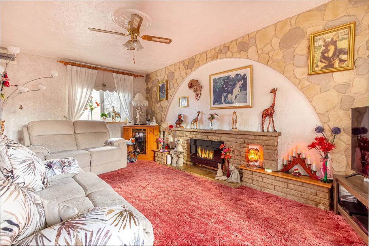 Rushock Close, Redditch, Worcestershire, B98 7UQ, photo 2