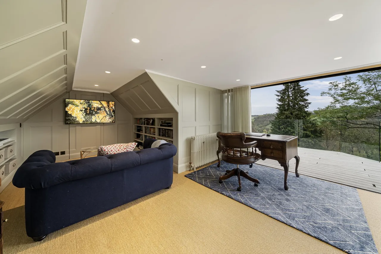 Upper Court Road, Woldingham, photo 4