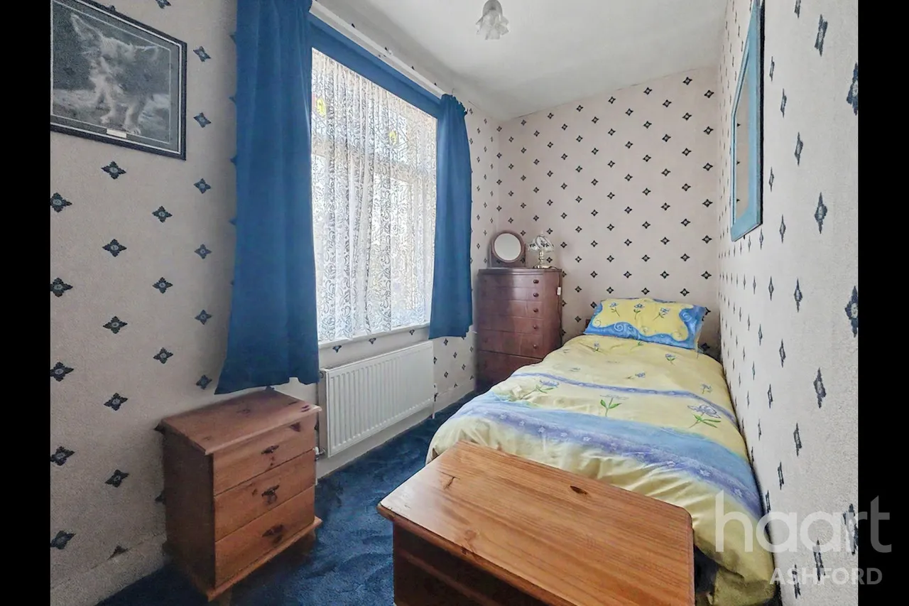 1 bed house to rent, Canterbury Road, CT19