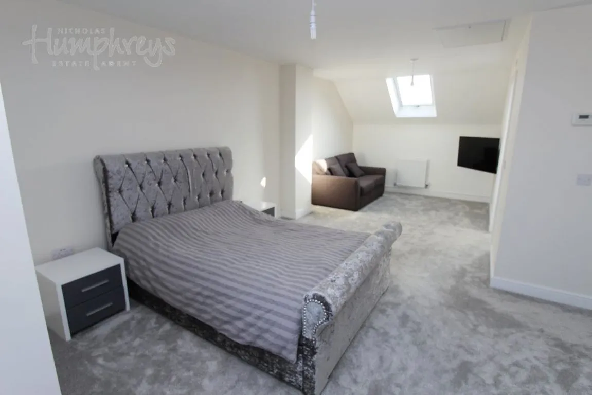 Viewings, B28, photo 4