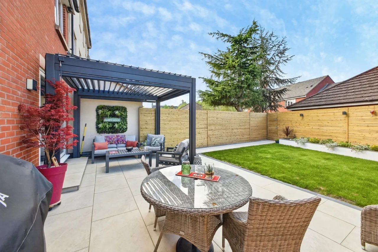 Berrywood Drive, Northampton, Northamptonshire, NN5, photo 2