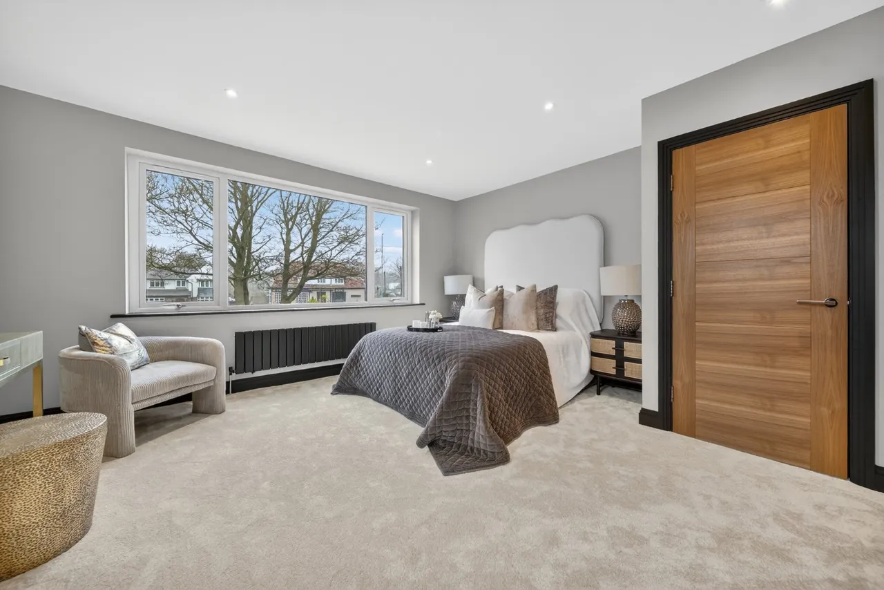 Otley Road, Adel, LS16, photo 25