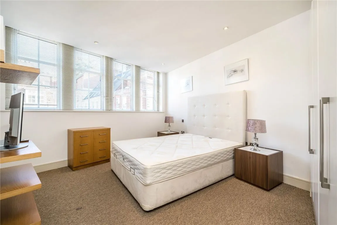 Marsham Street, London, photo 5