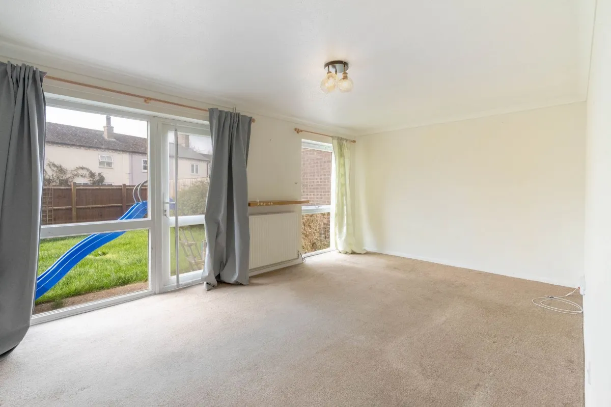 Priory Avenue, Swavesey, CB24, photo 3