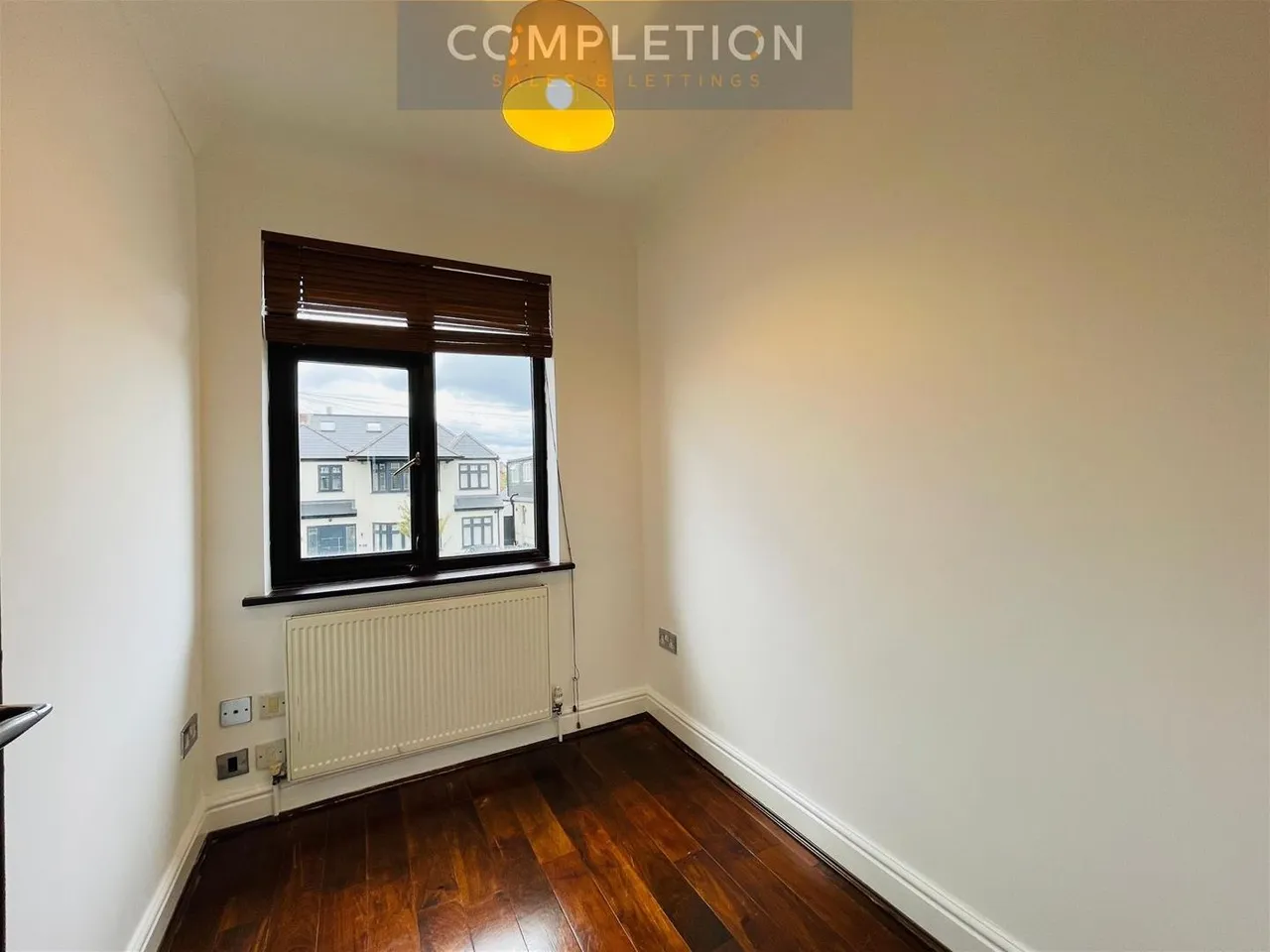Dunspring Lane, Ilford, IG5, photo 10
