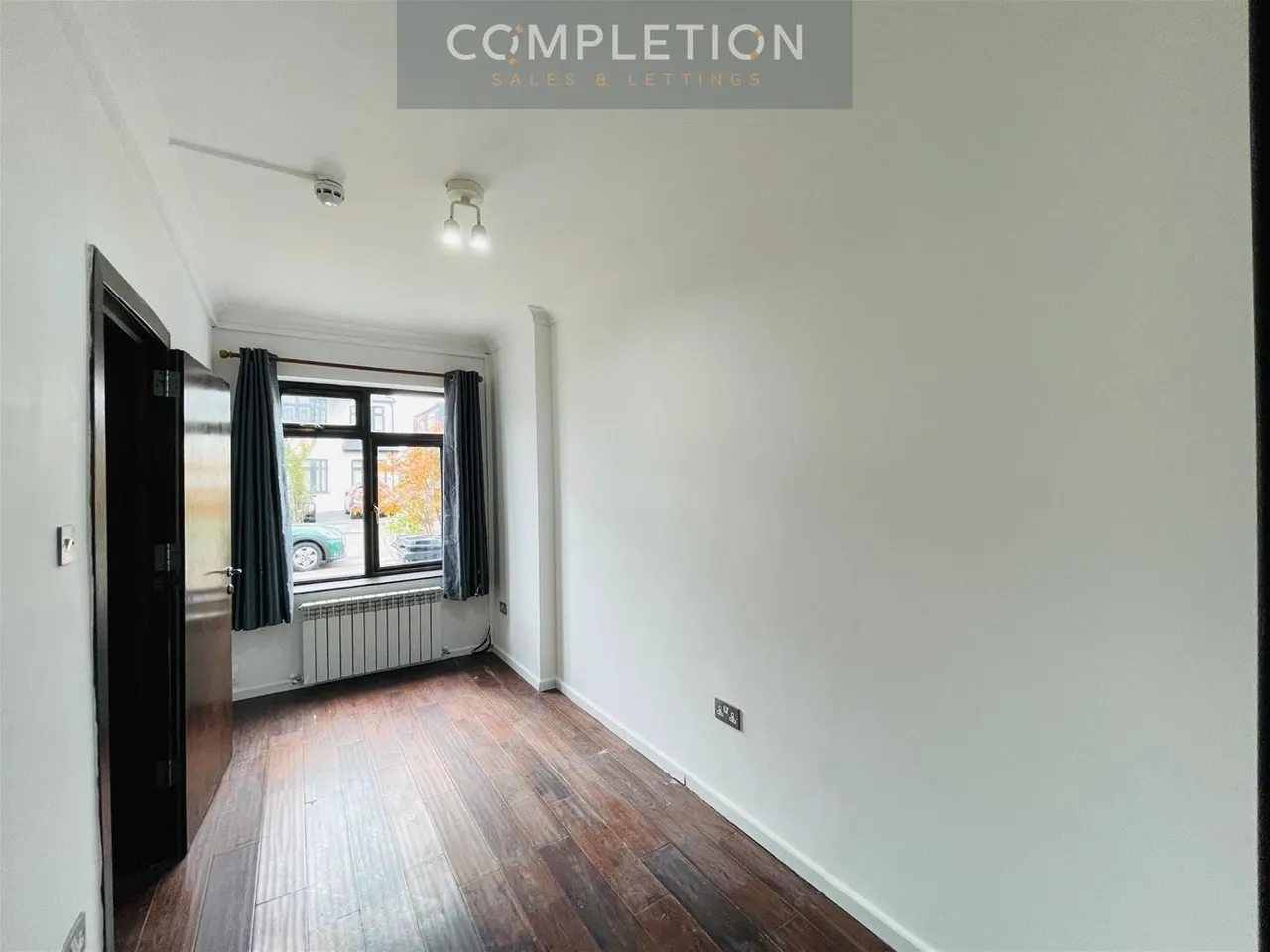 Dunspring Lane, Ilford, IG5, photo 11