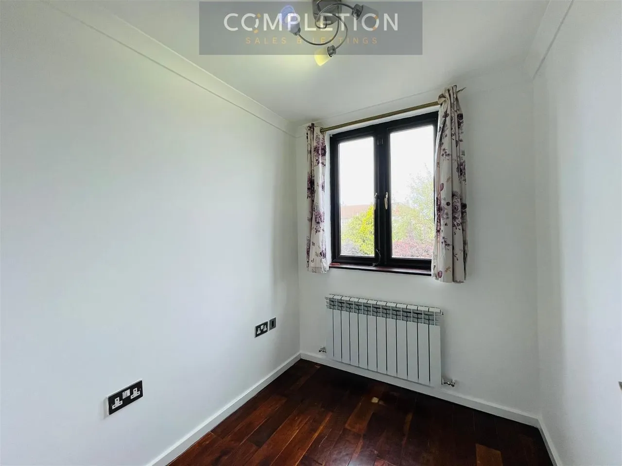 Dunspring Lane, Ilford, IG5, photo 9