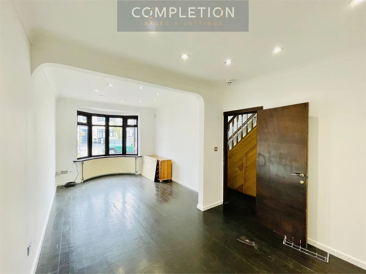 7 bed house to rent, Dunspring Lane, Ilford, IG5