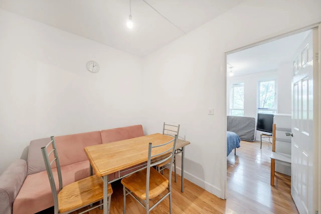 Reachview Close, London, NW1, photo 3