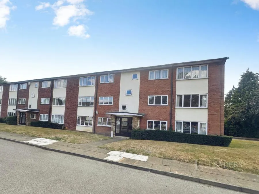 2 bed flat to rent, Arosa Drive, Birmingham, B17