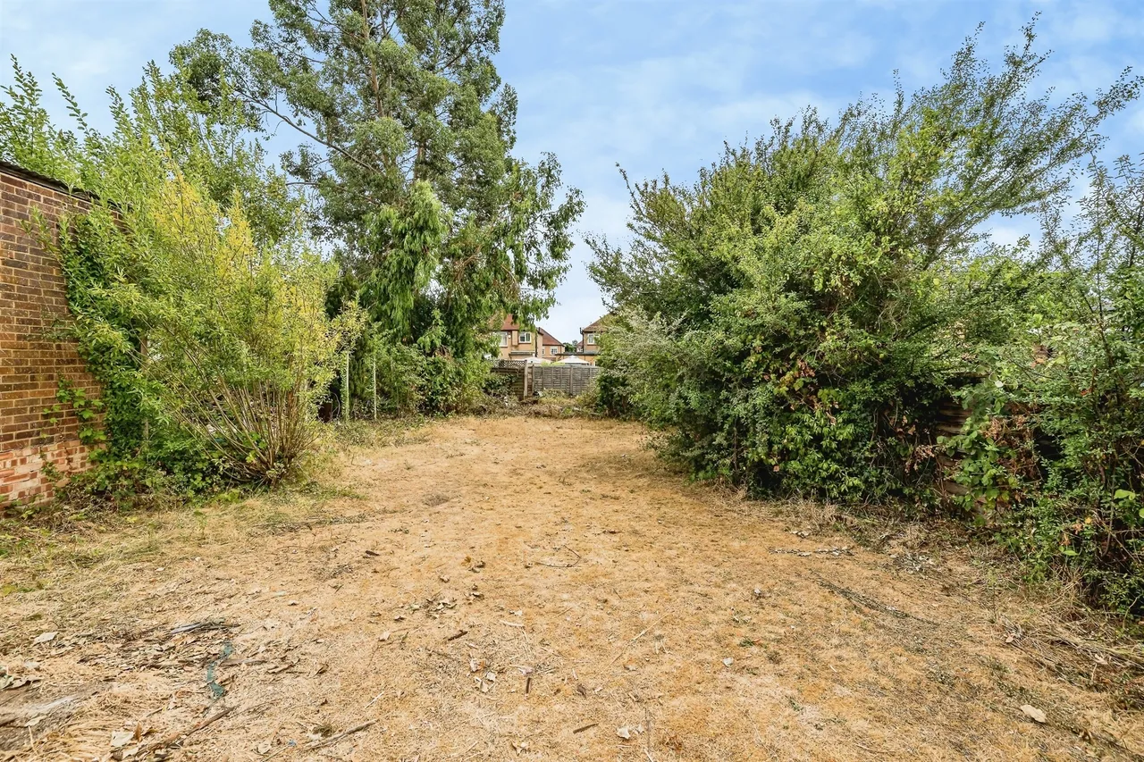 Clare Road, Taplow, Maidenhead, photo 12