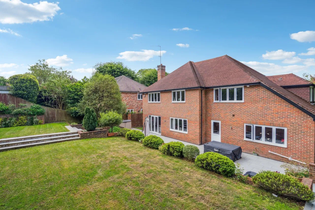Lincoln Road, Chalfont Heights, Gerrards Cross, Buckinghamshire, SL9 9TQ, photo 7