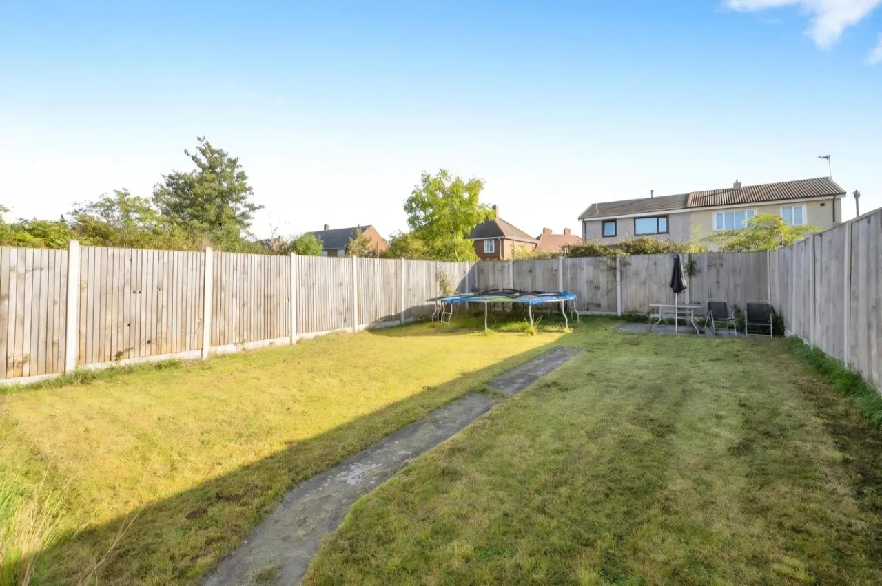 Canterbury Road, Wheatley, DN2, photo 17