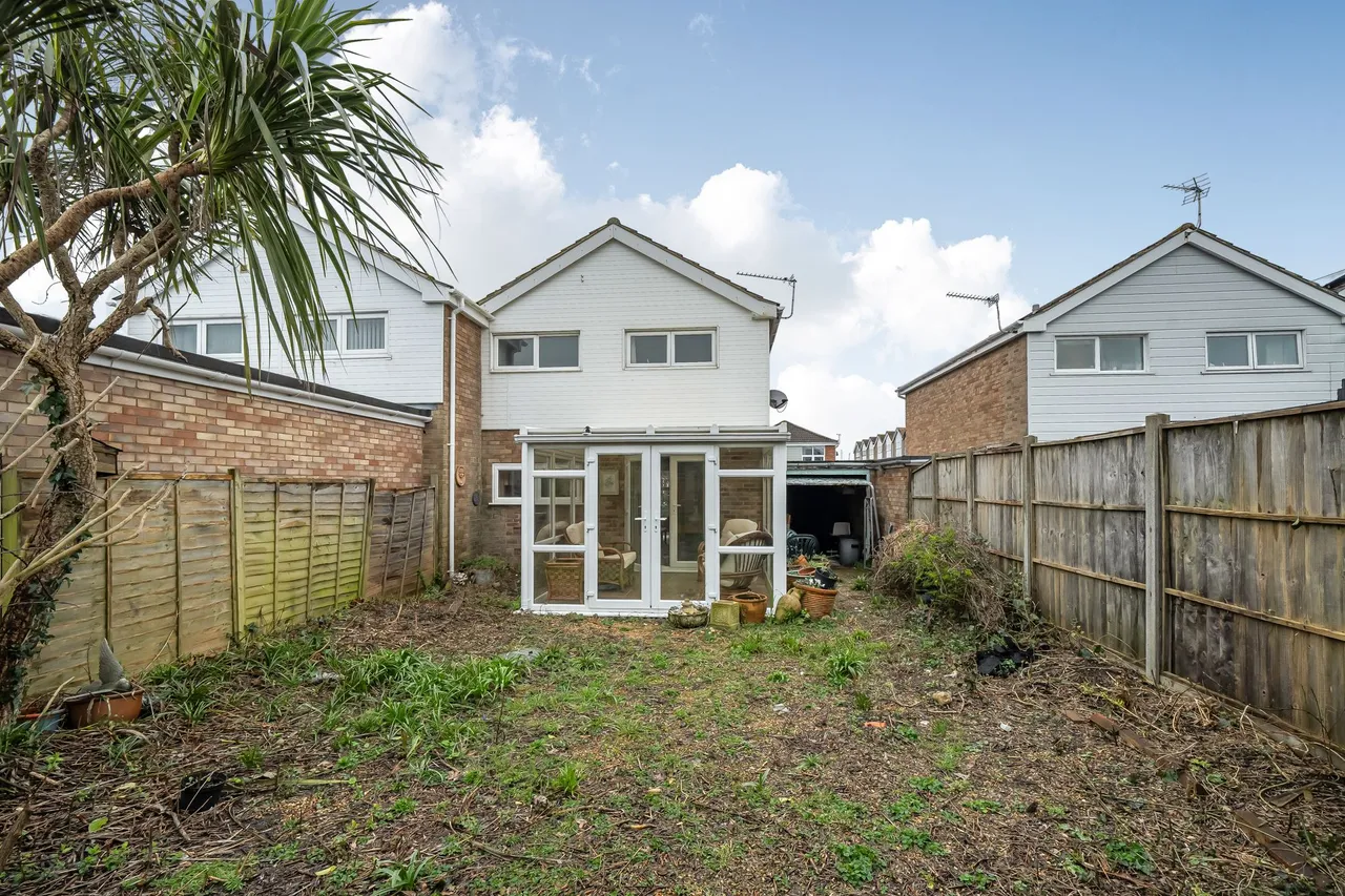 Sidlesham Close, Hayling Island, PO11, photo 14