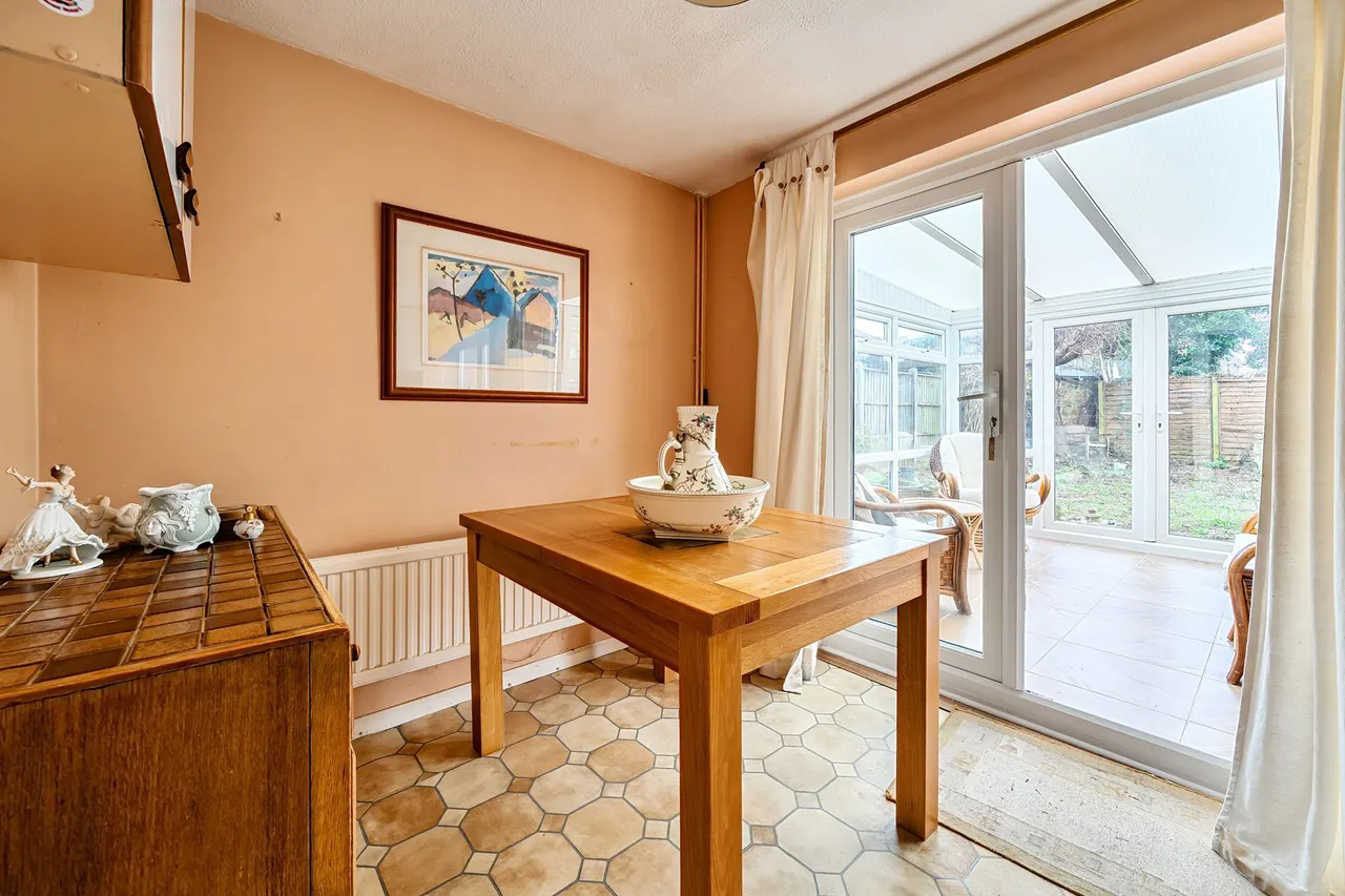 Sidlesham Close, Hayling Island, PO11, photo 7