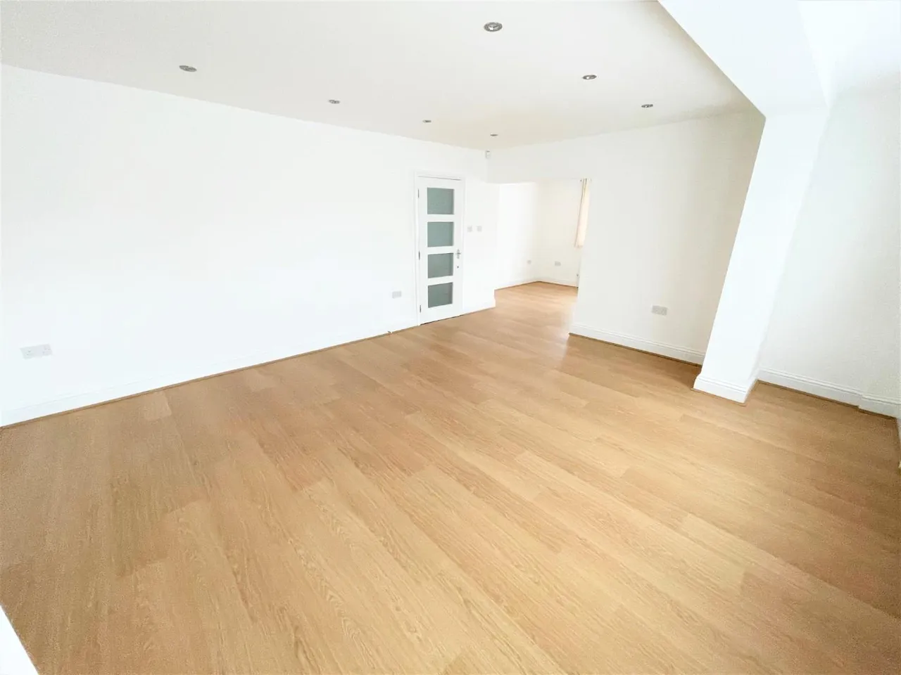 Woodcote Avenue, Mill Hill, photo 4