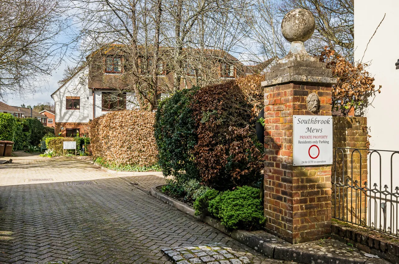 Southbrook Mews, Bishops Waltham, SO32, photo 12