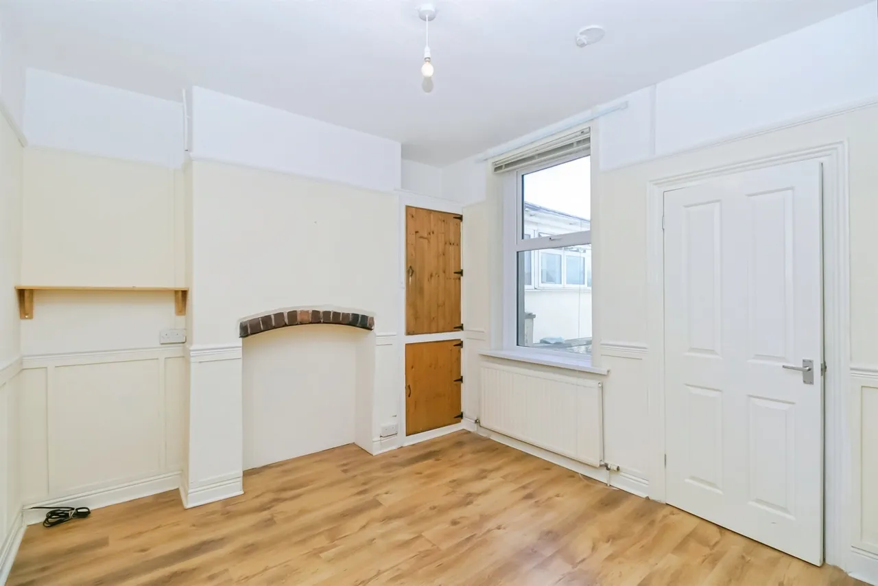 Phyllis Street, Barry, CF62, photo 4