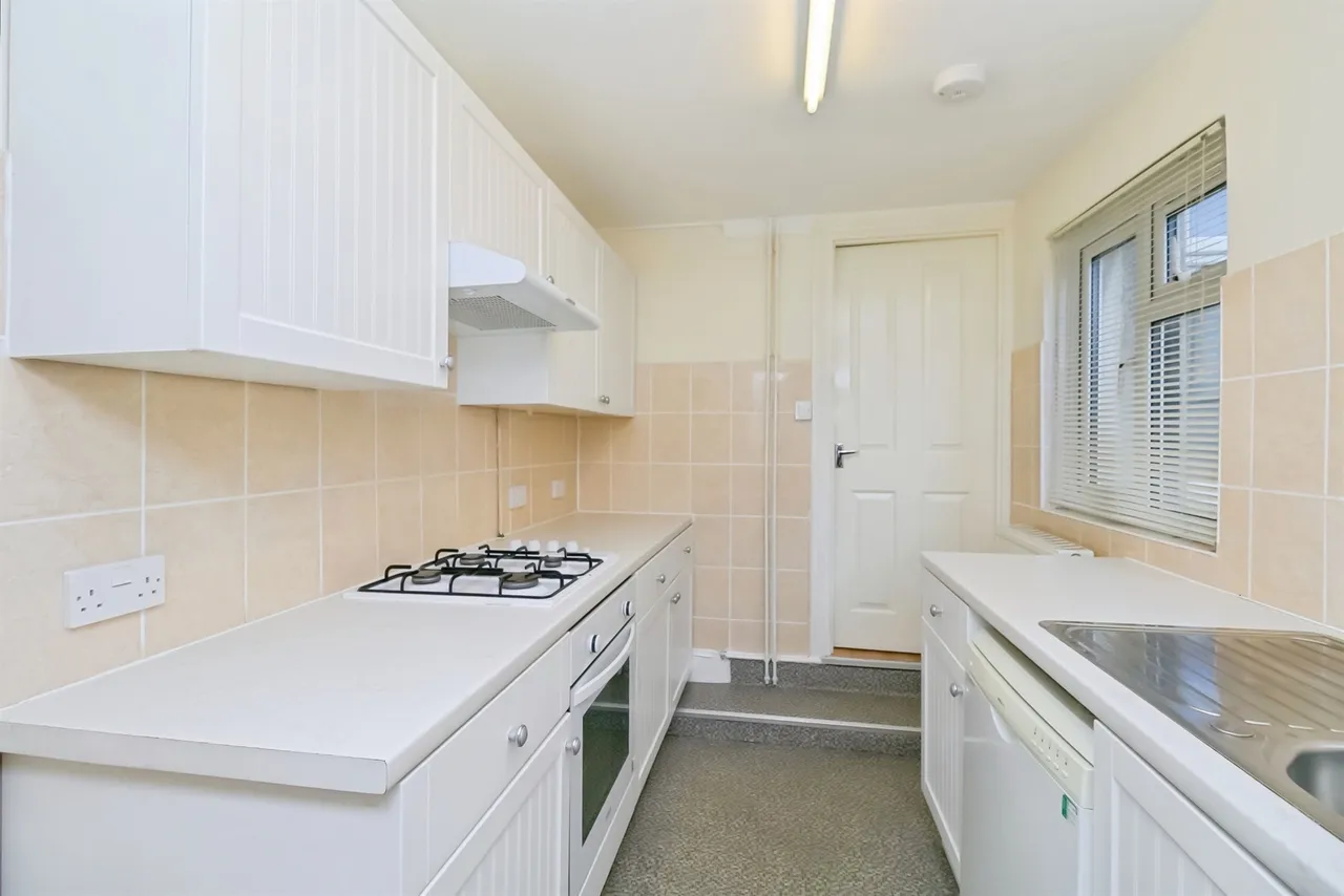 Phyllis Street, Barry, CF62, photo 10