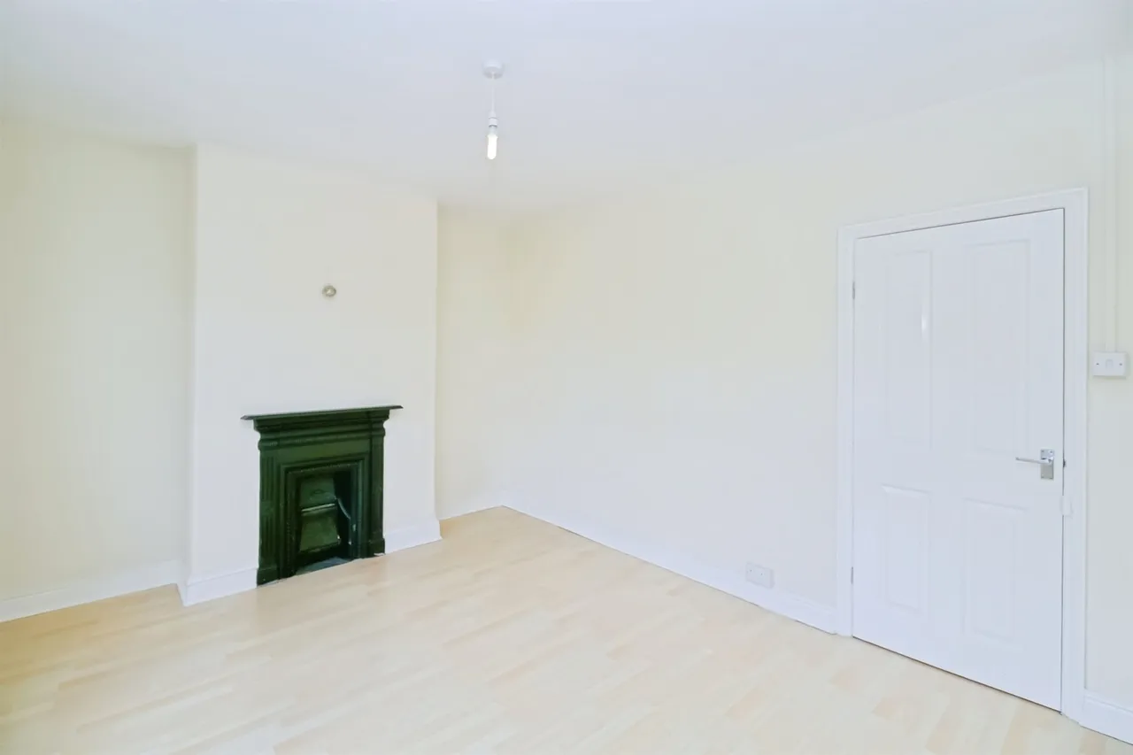 Phyllis Street, Barry, CF62, photo 12