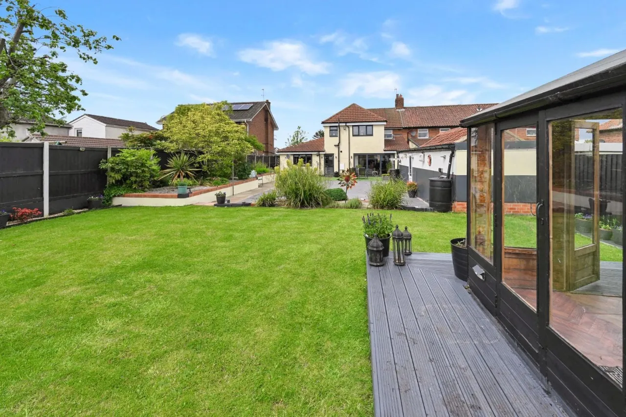 4 bed house for sale — Harrogate Road, Minskip, York