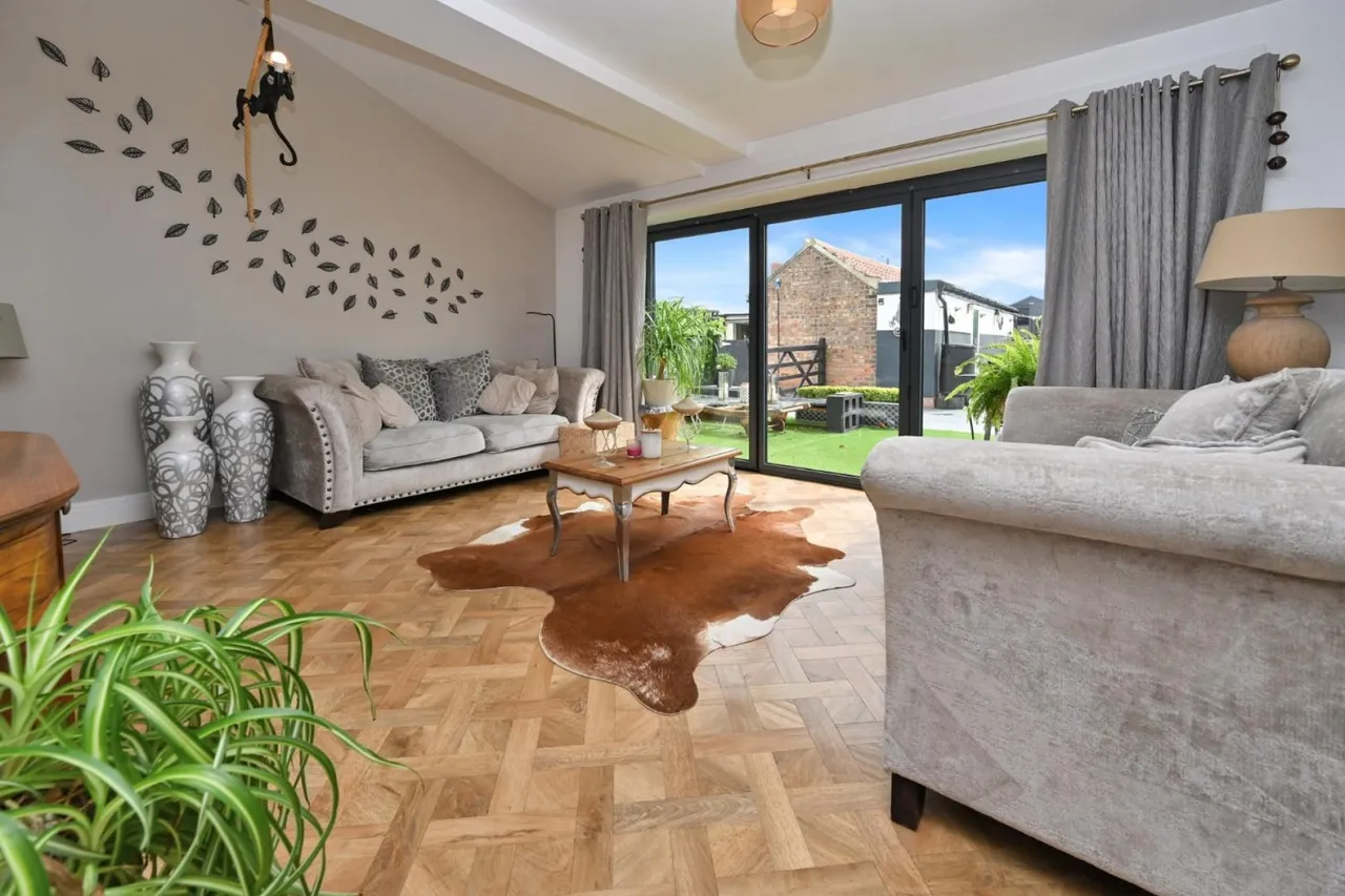 Harrogate Road, Minskip, York, photo 8